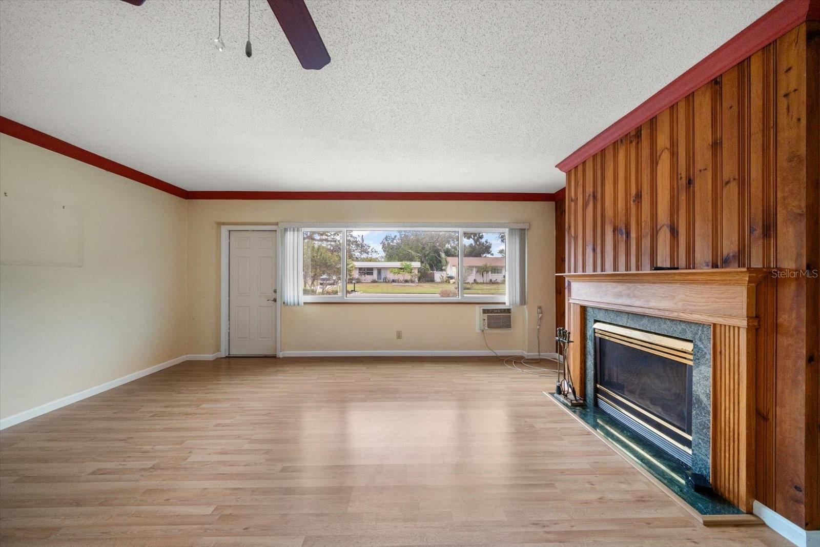 SPRING LAKE ESTATES - Residential