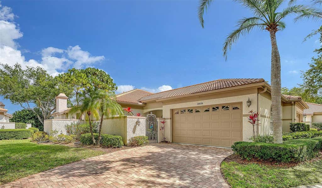 Photo of 3978 Chatsworth Greene #35, Sarasota, FL 34235 (MLS # A4694418)