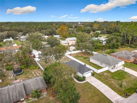 A home in DELAND