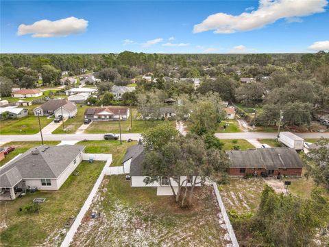 A home in DELAND