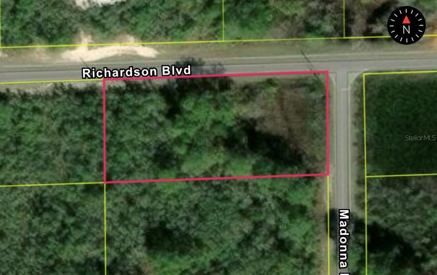 Are you looking for a larger lot? Here is almost 1 acre lot ready for your dream home. With No HOA. Go Direct and check it out.