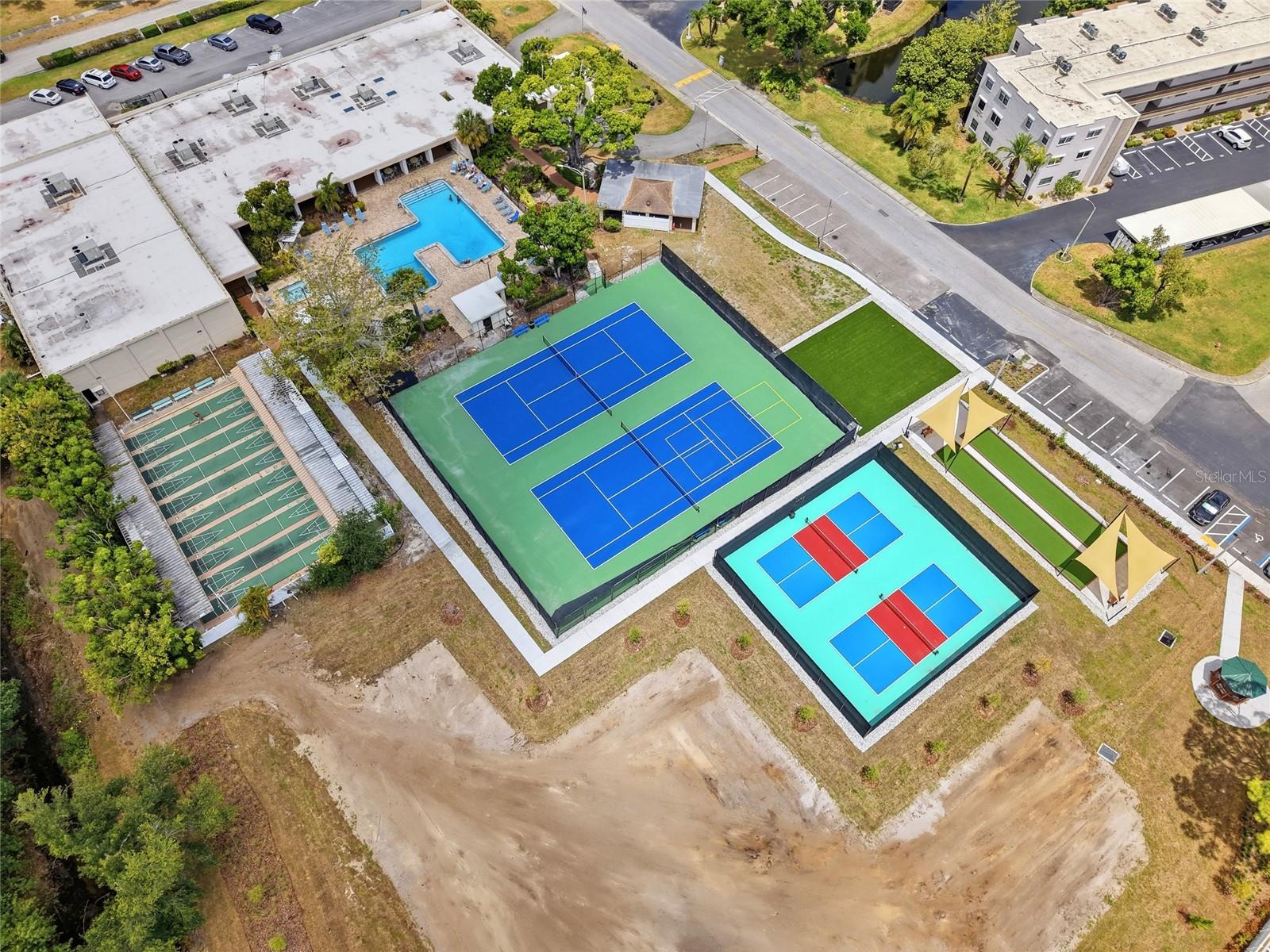 TERRACE PARK OF FIVE TOWNS - Residential