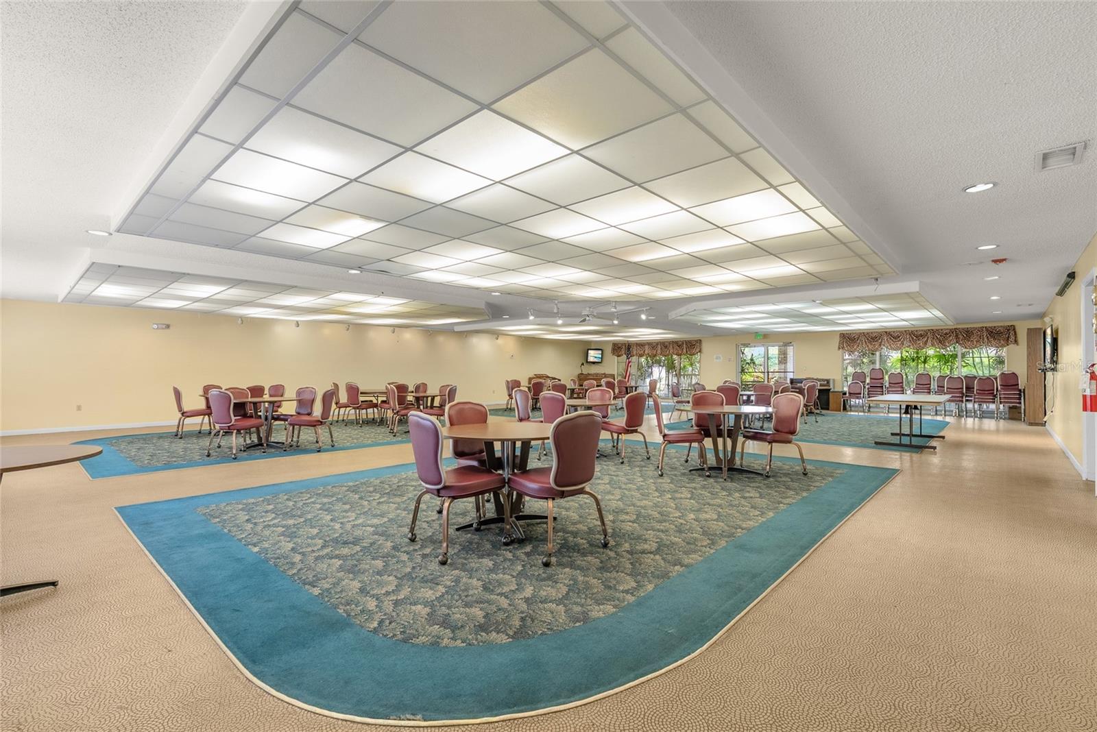 TERRACE PARK OF FIVE TOWNS - Residential