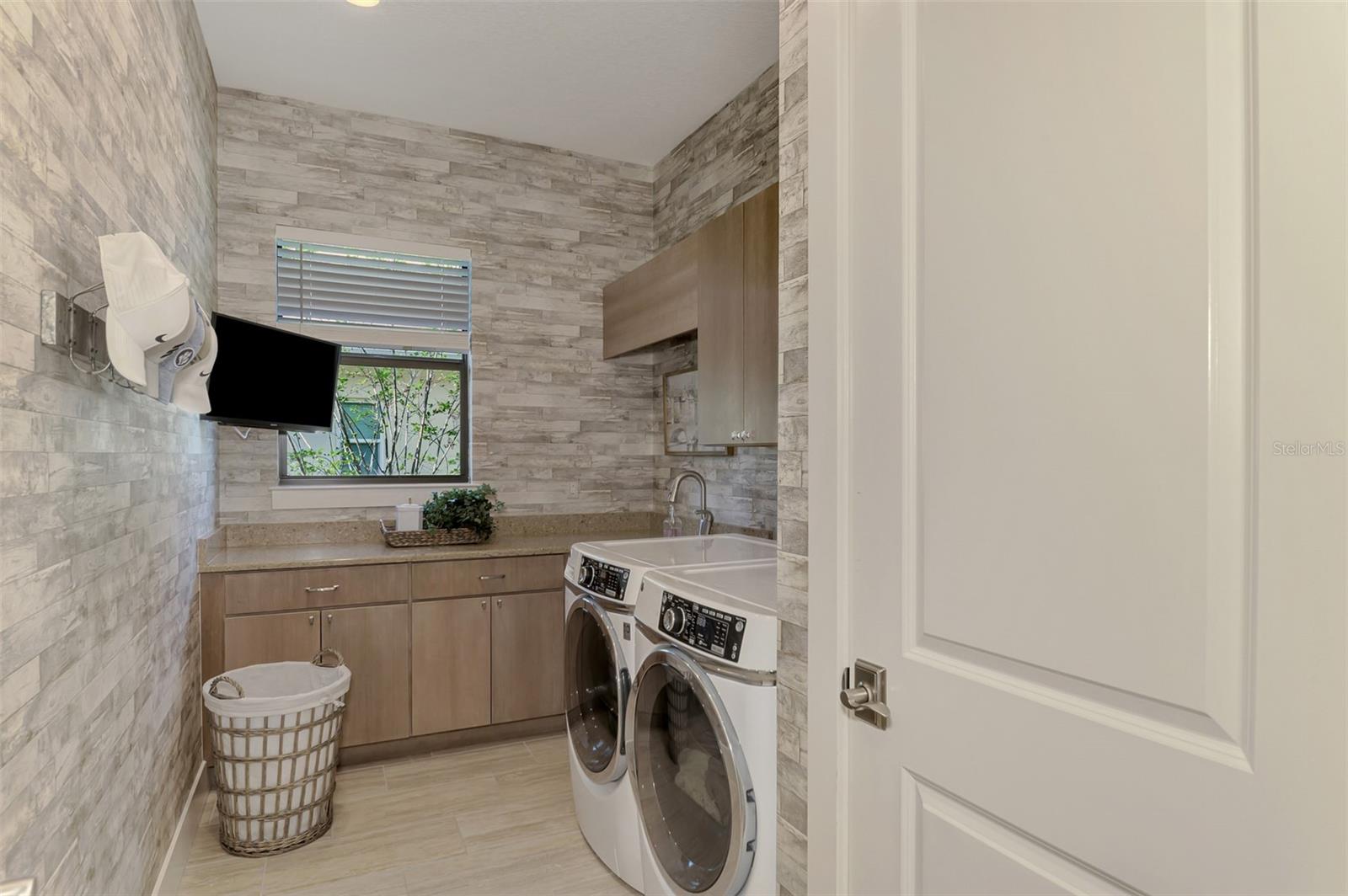 COUNTRY CLUB EAST AT LAKEWOOD RANCH - Residential