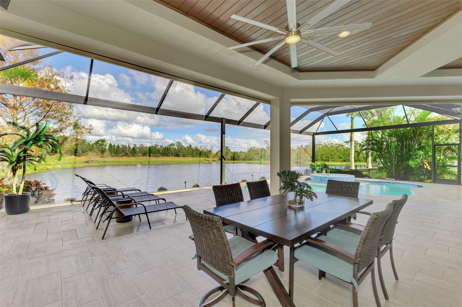 COUNTRY CLUB EAST AT LAKEWOOD RANCH - Residential