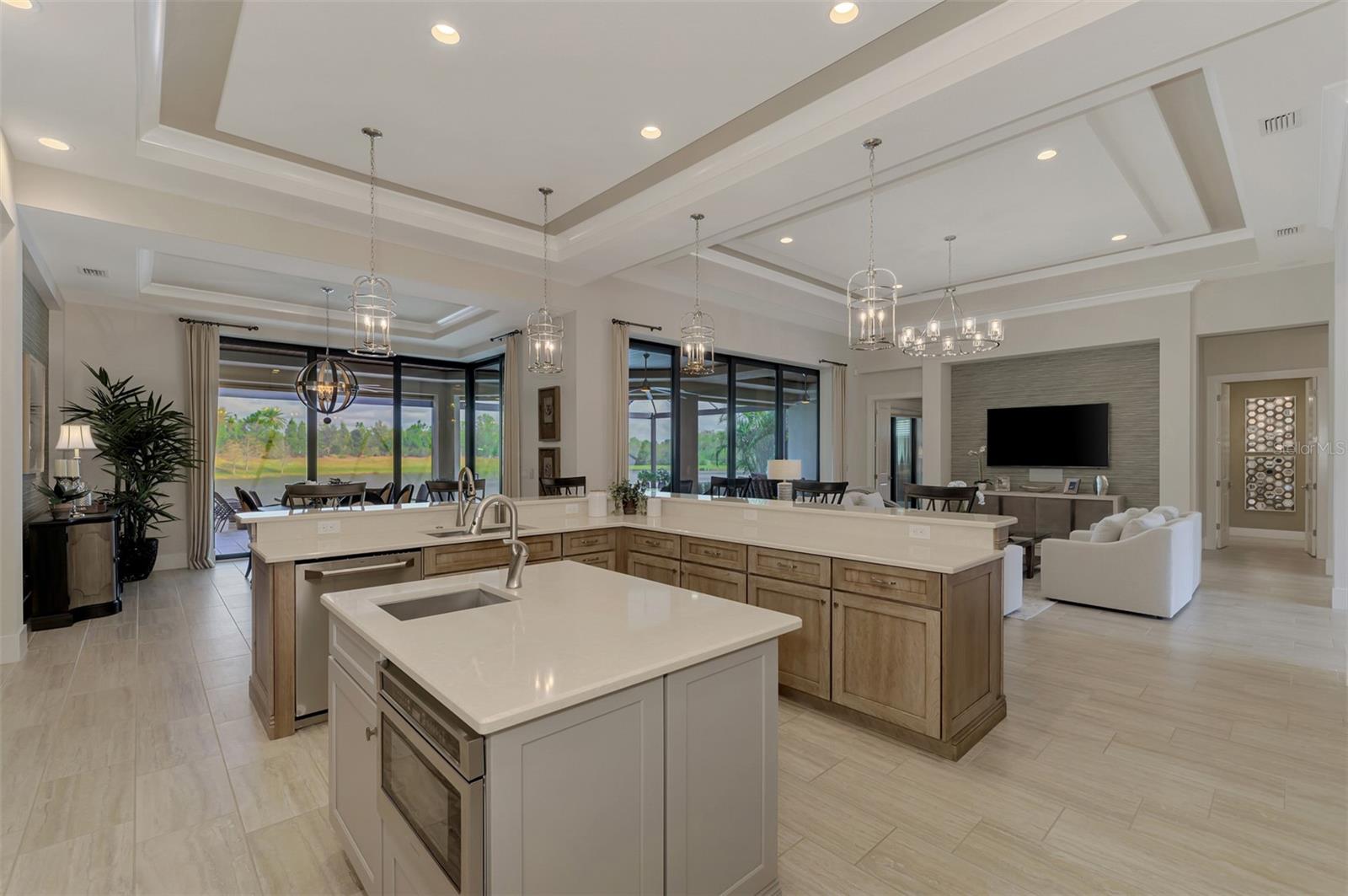 COUNTRY CLUB EAST AT LAKEWOOD RANCH - Residential