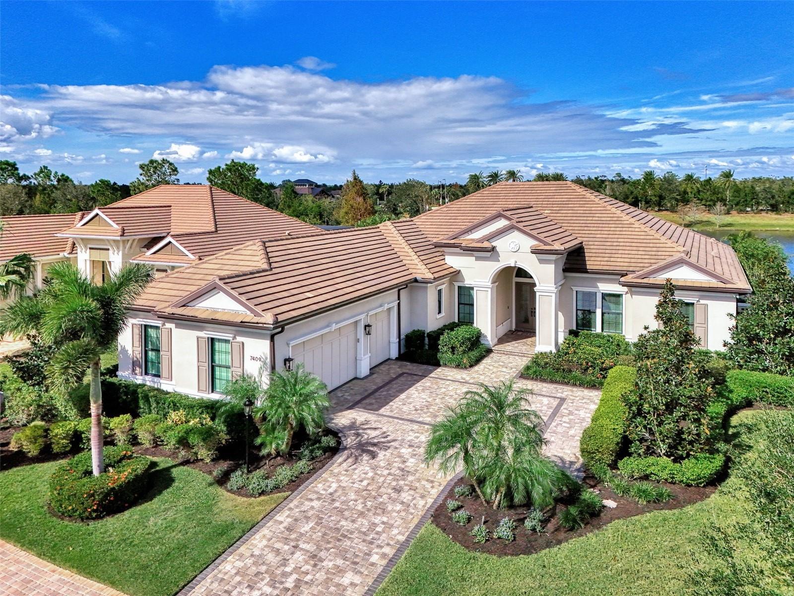 COUNTRY CLUB EAST AT LAKEWOOD RANCH - Residential