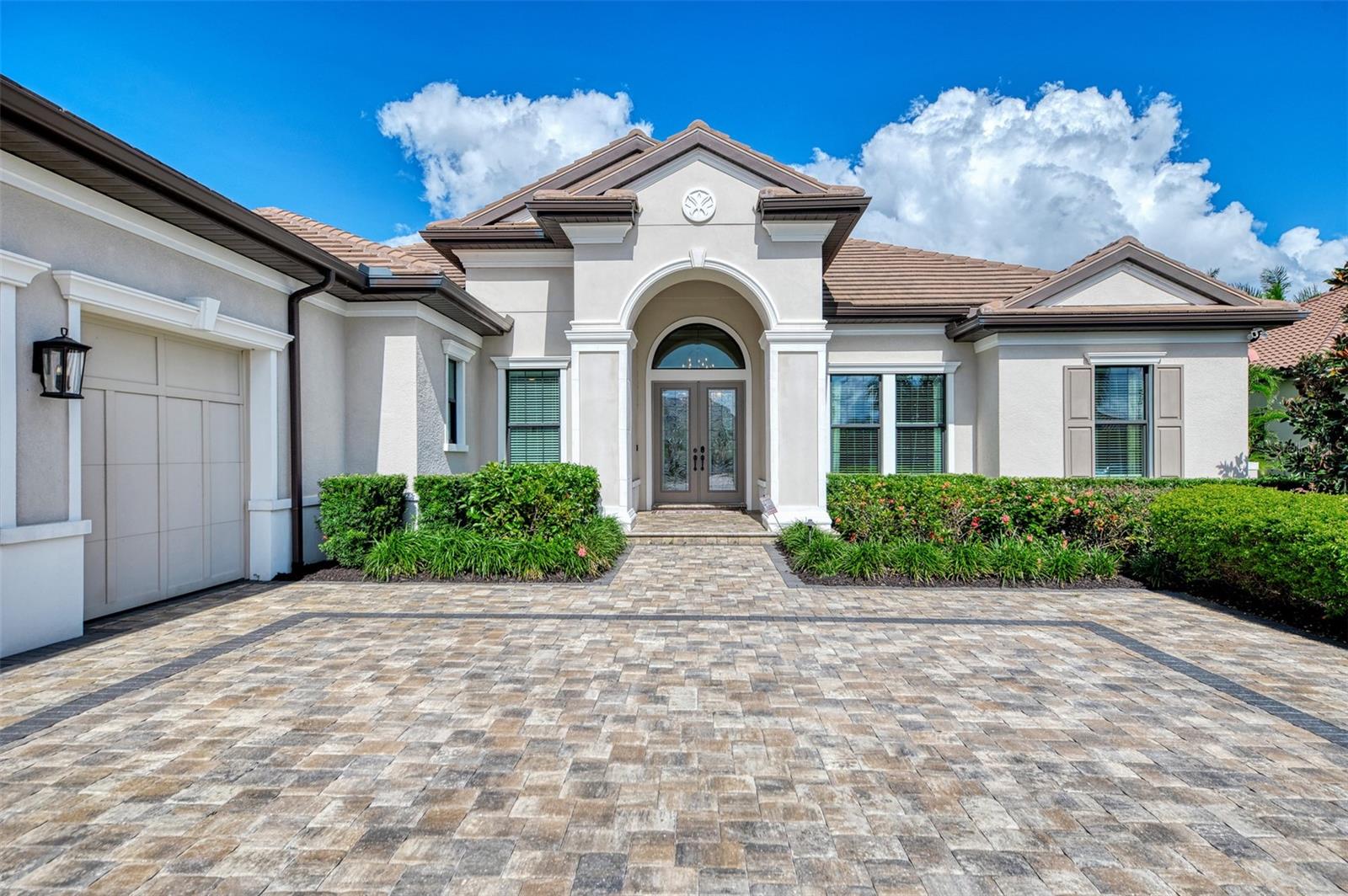 COUNTRY CLUB EAST AT LAKEWOOD RANCH - Residential