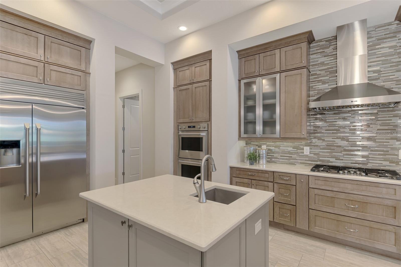COUNTRY CLUB EAST AT LAKEWOOD RANCH - Residential