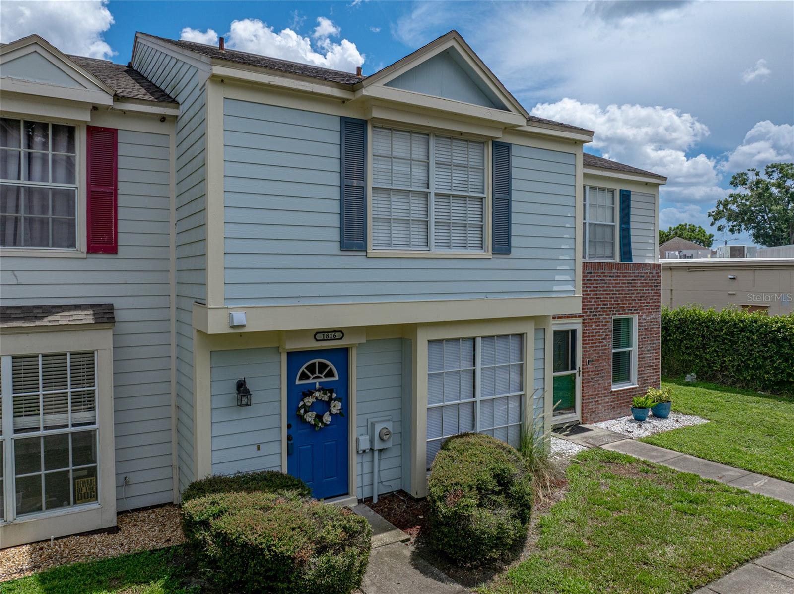 1816 MILL RUN CIRCLE