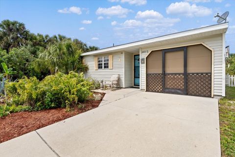 A home in PORT CHARLOTTE