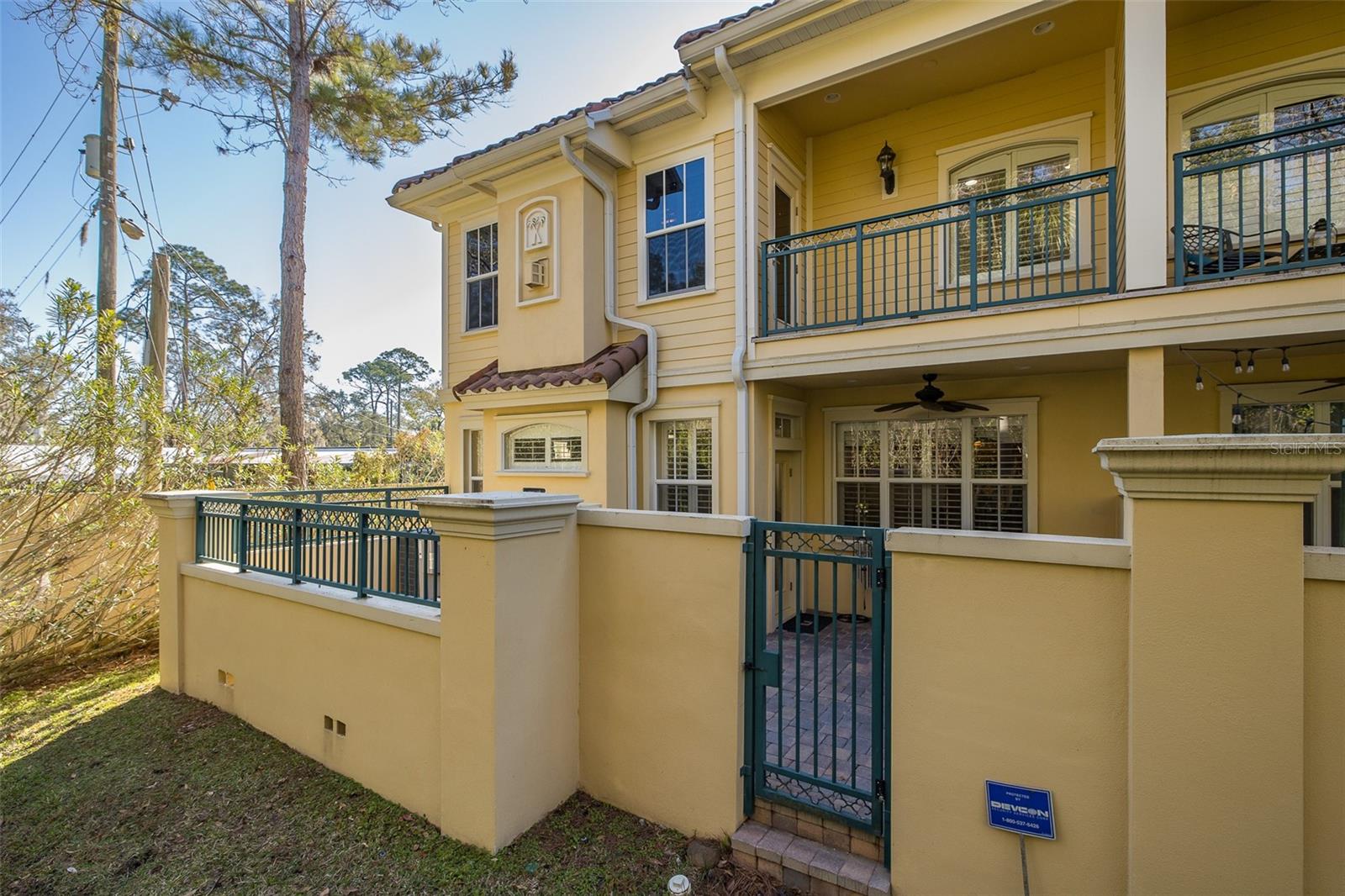 TANGLEWOOD TWNHMS - Residential