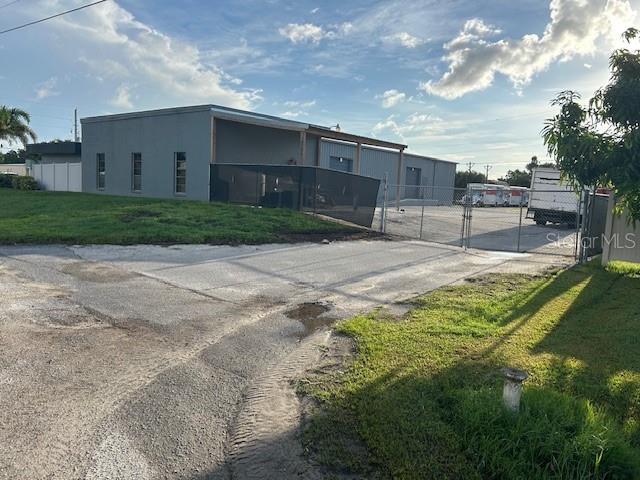 ACREAGE & UNREC - Commercial Sale