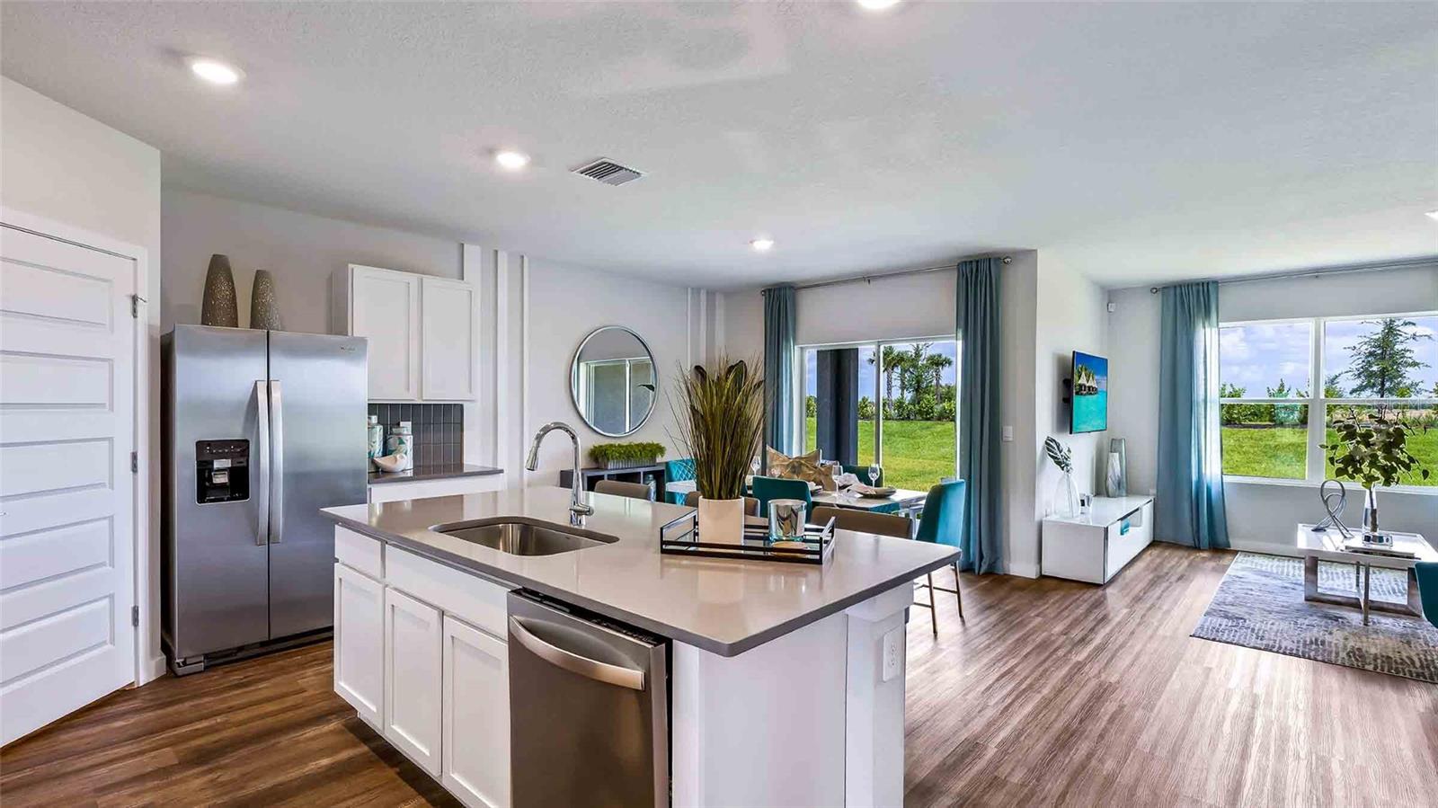 STAR FARMS AT LAKEWOOD RANCH - Residential