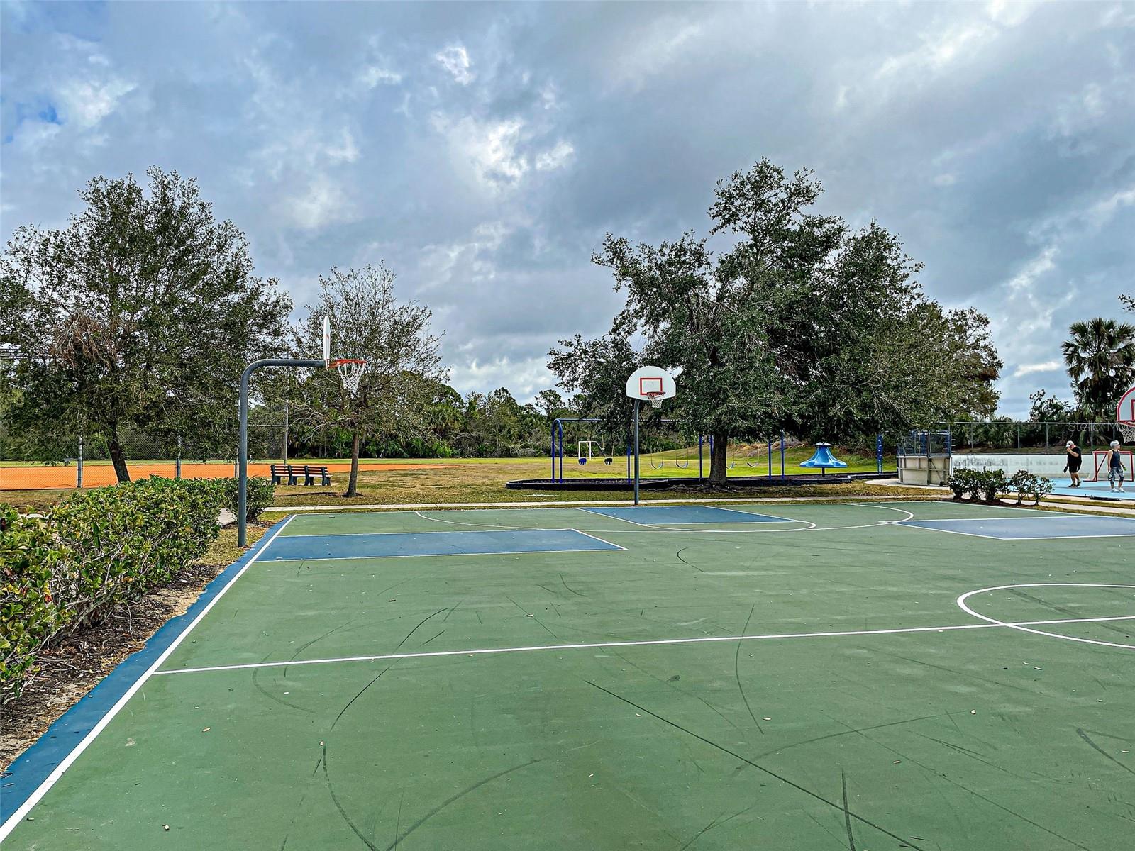 STONEYBROOK AT VENICE - Residential