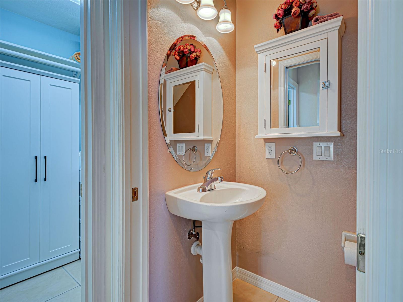 STONEYBROOK AT VENICE - Residential