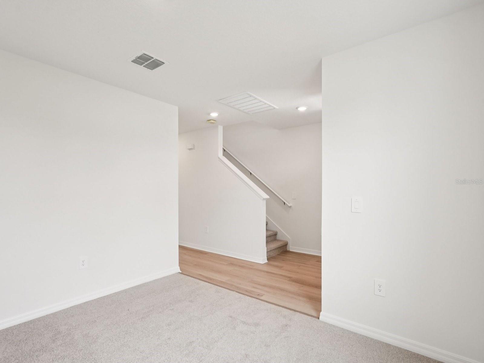 MAGNOLIA BAY - Residential