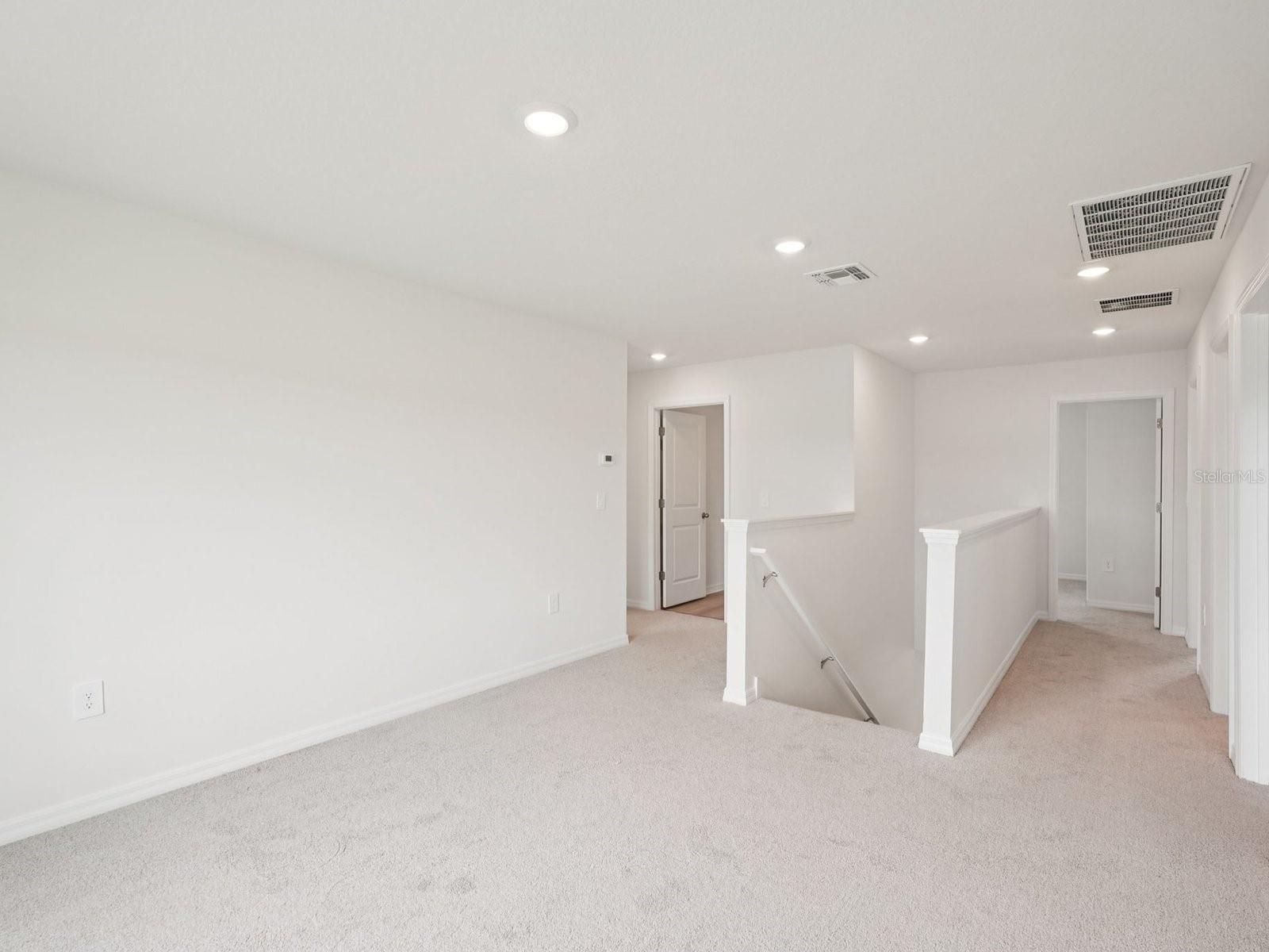 MAGNOLIA BAY - Residential