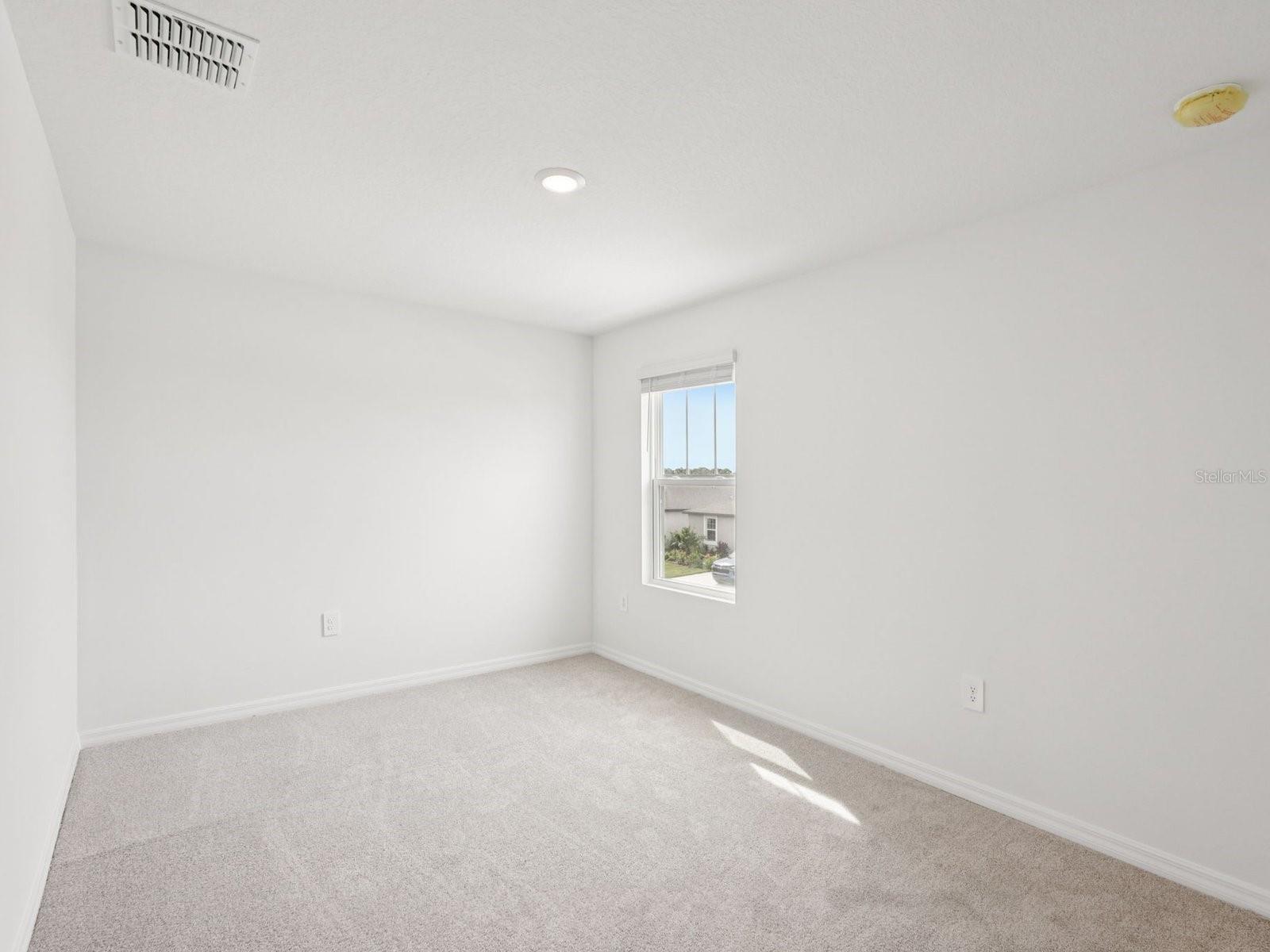 MAGNOLIA BAY - Residential