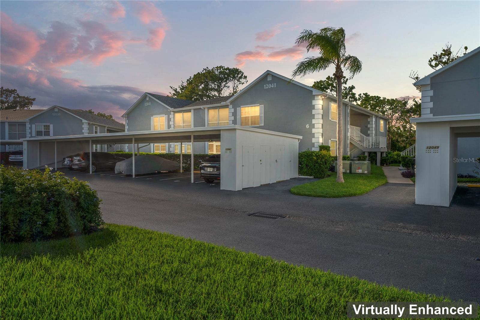 HILLSIDE CONDO - Residential