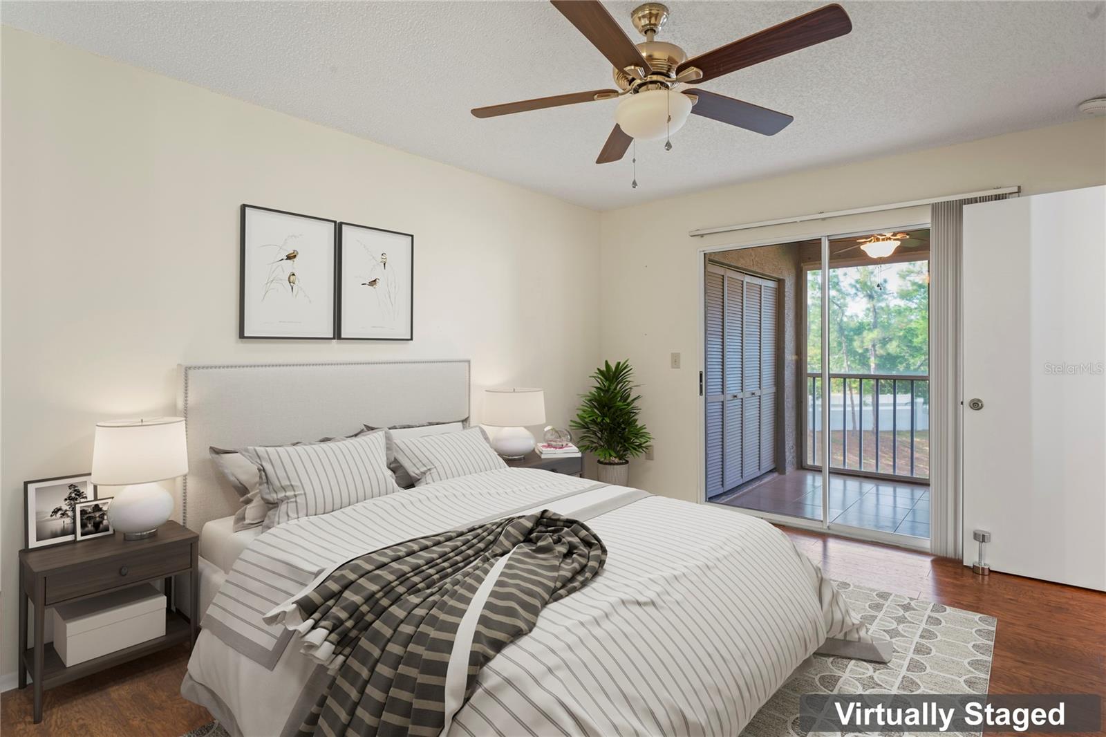 HILLSIDE CONDO - Residential