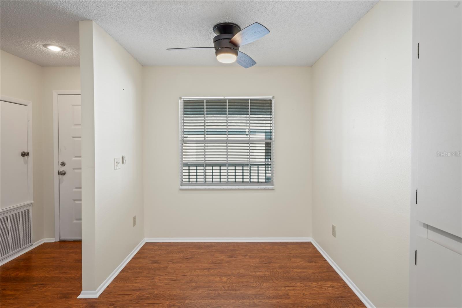 HILLSIDE CONDO - Residential