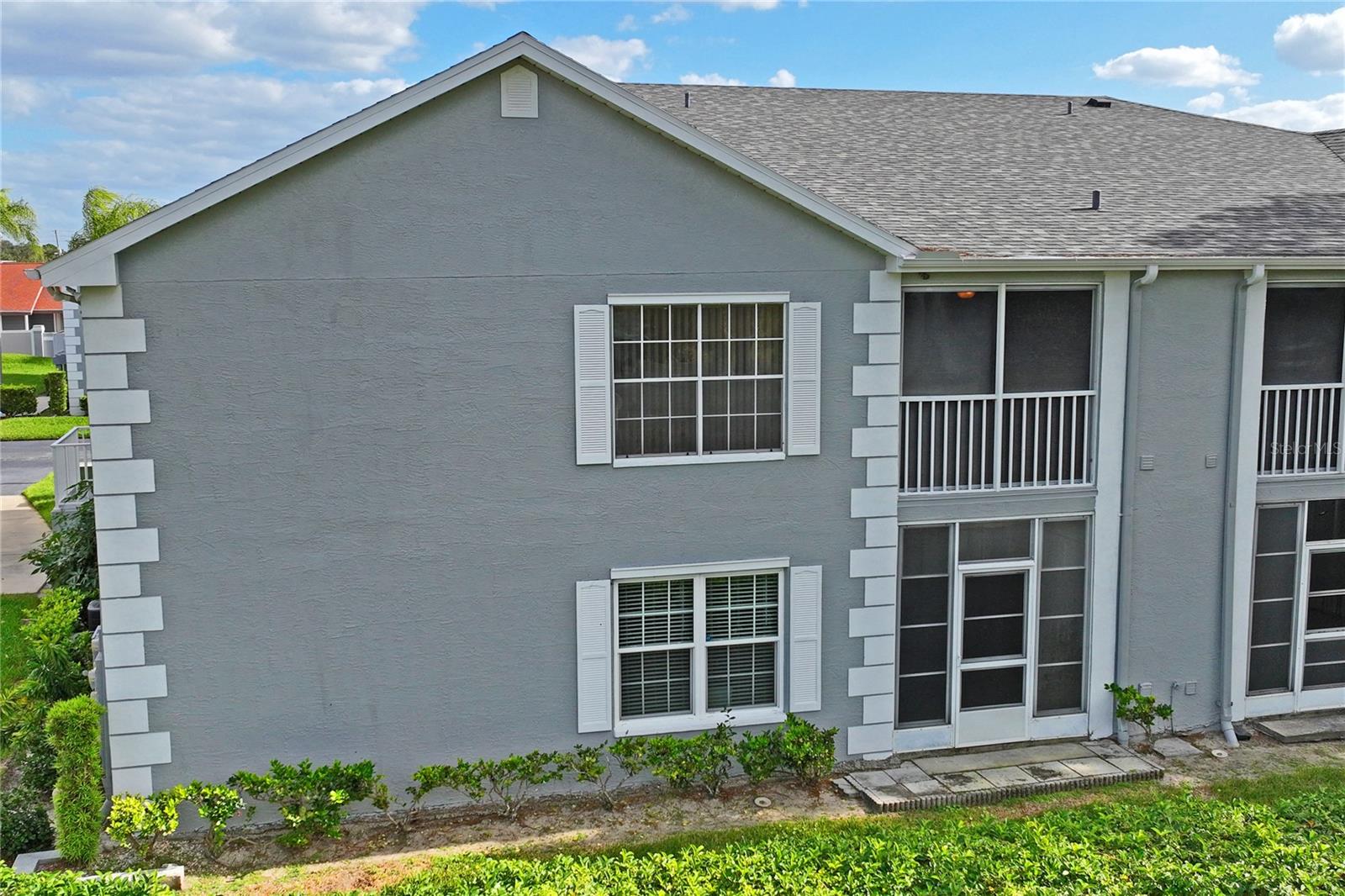 HILLSIDE CONDO - Residential