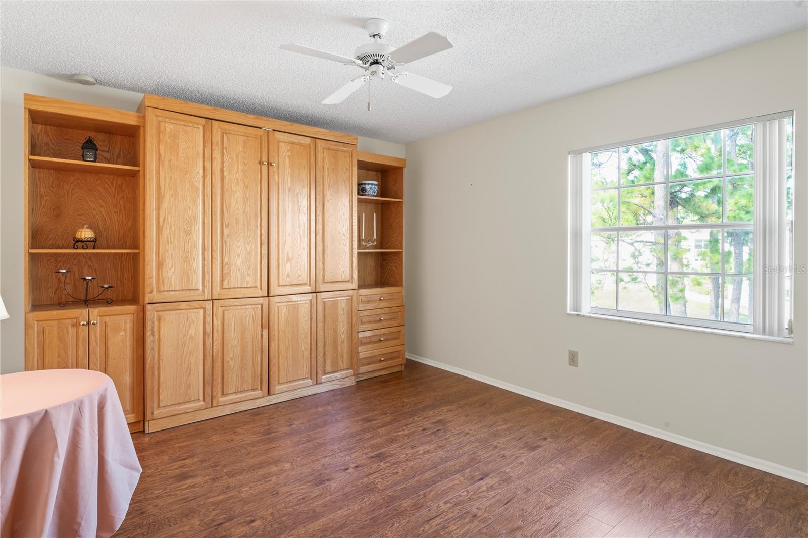 HILLSIDE CONDO - Residential