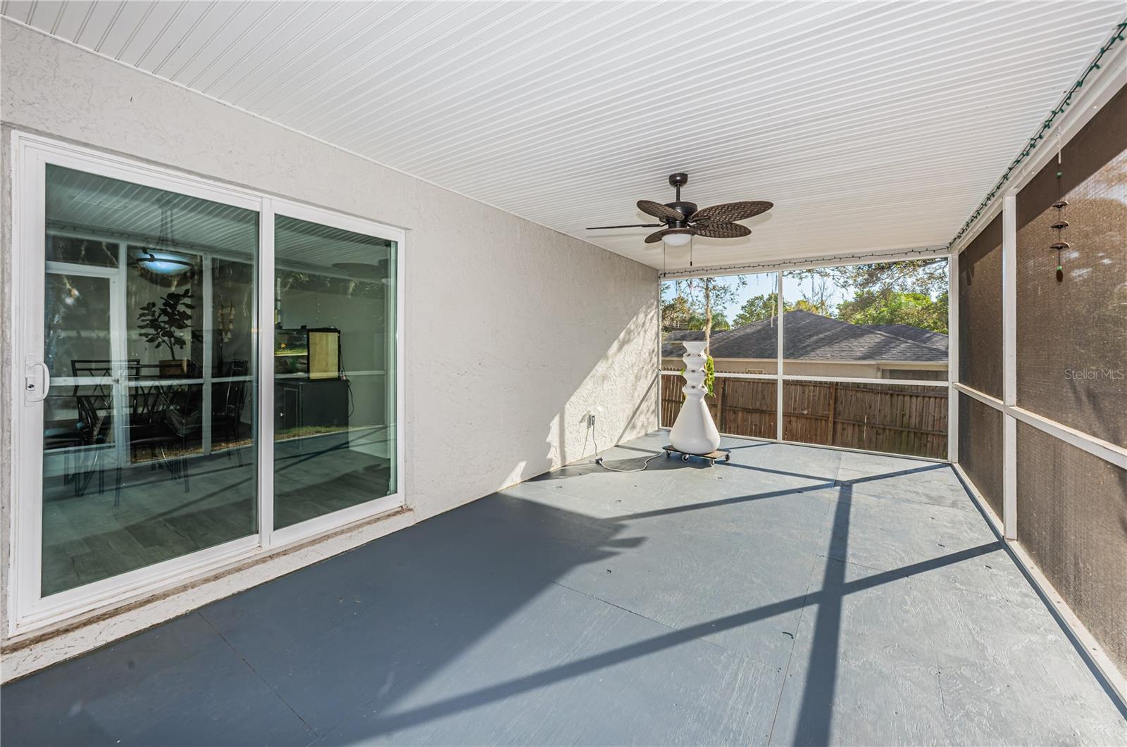 YOUNGS SUB DE LUXE - Residential