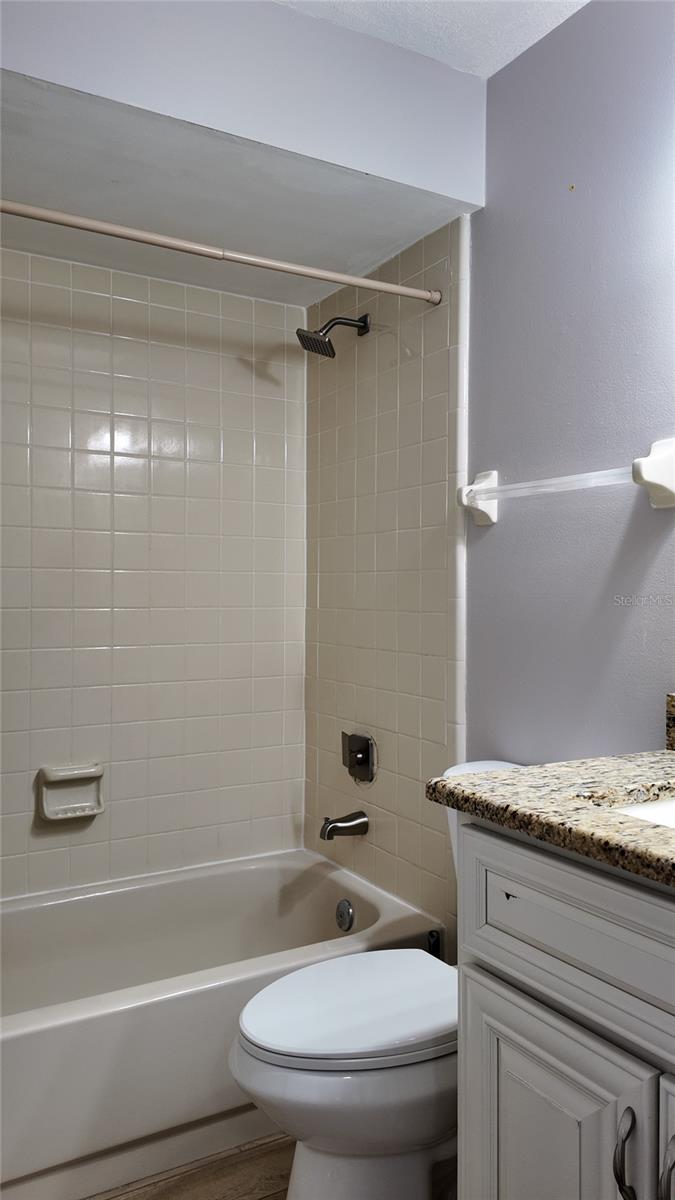 CREEKSIDE VILLAS AT MEADOW WOODS - Residential Lease