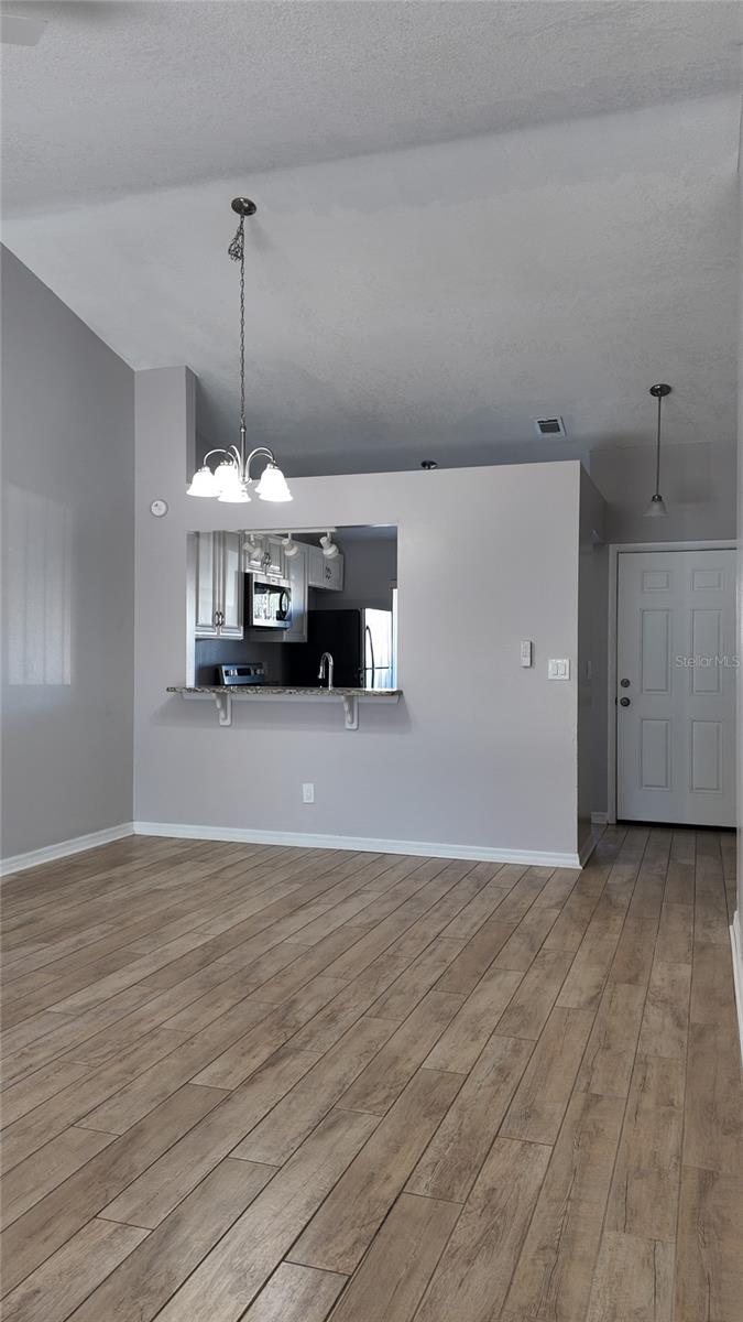 CREEKSIDE VILLAS AT MEADOW WOODS - Residential Lease