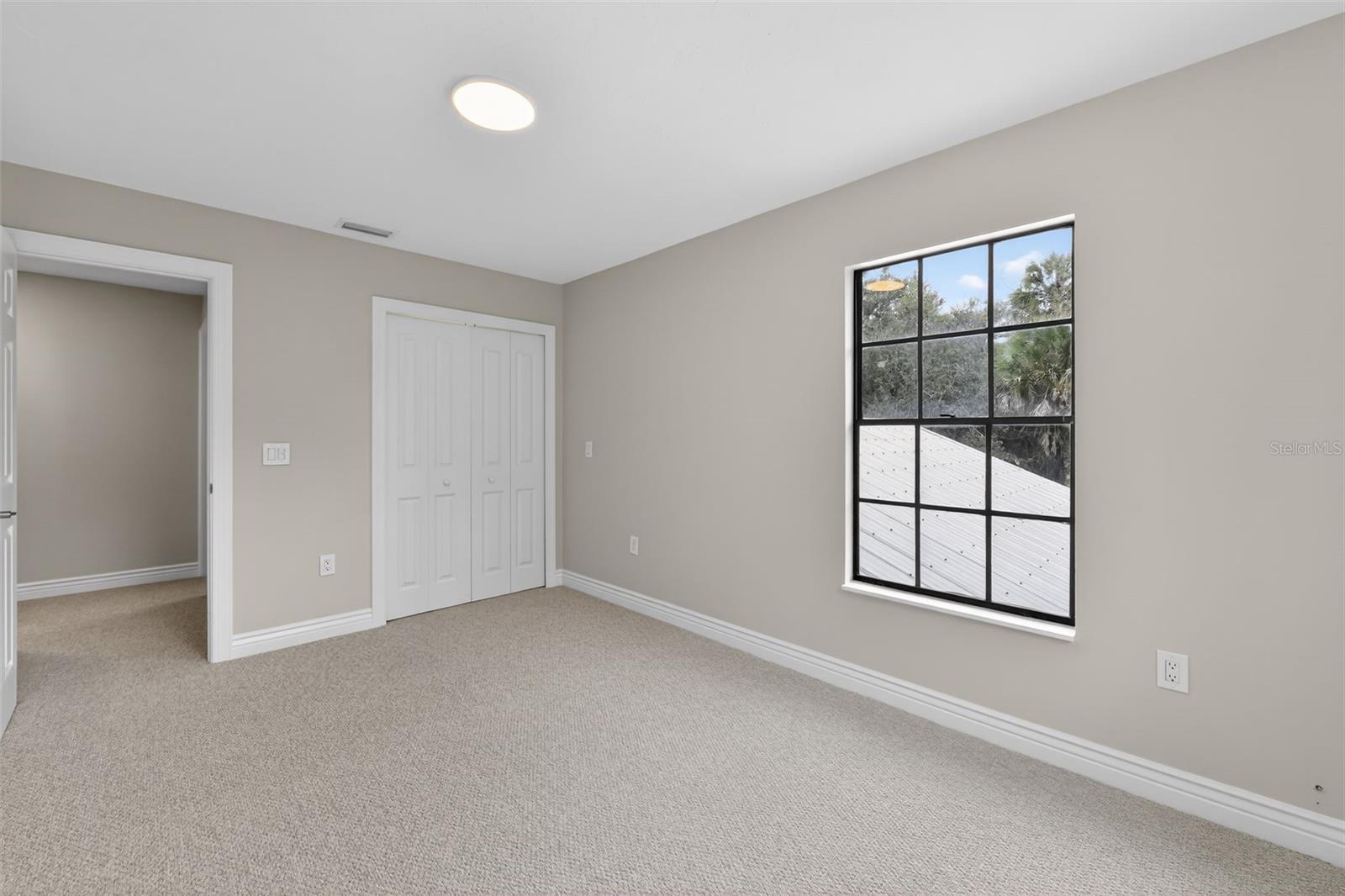 HIDDEN RIVER - Residential