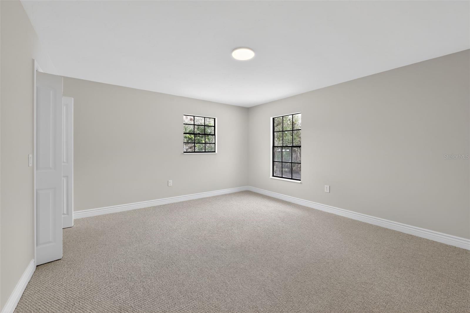 HIDDEN RIVER - Residential