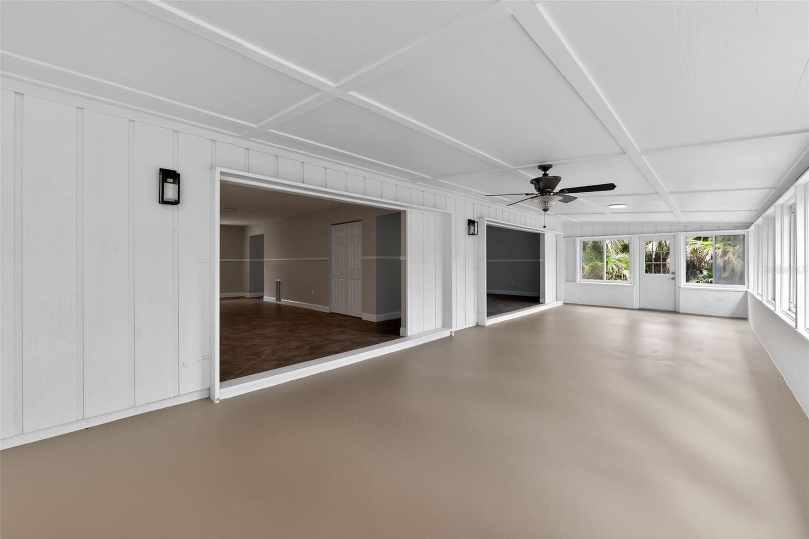 HIDDEN RIVER - Residential