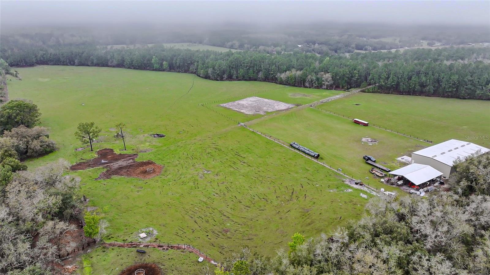 ACREAGE - Land