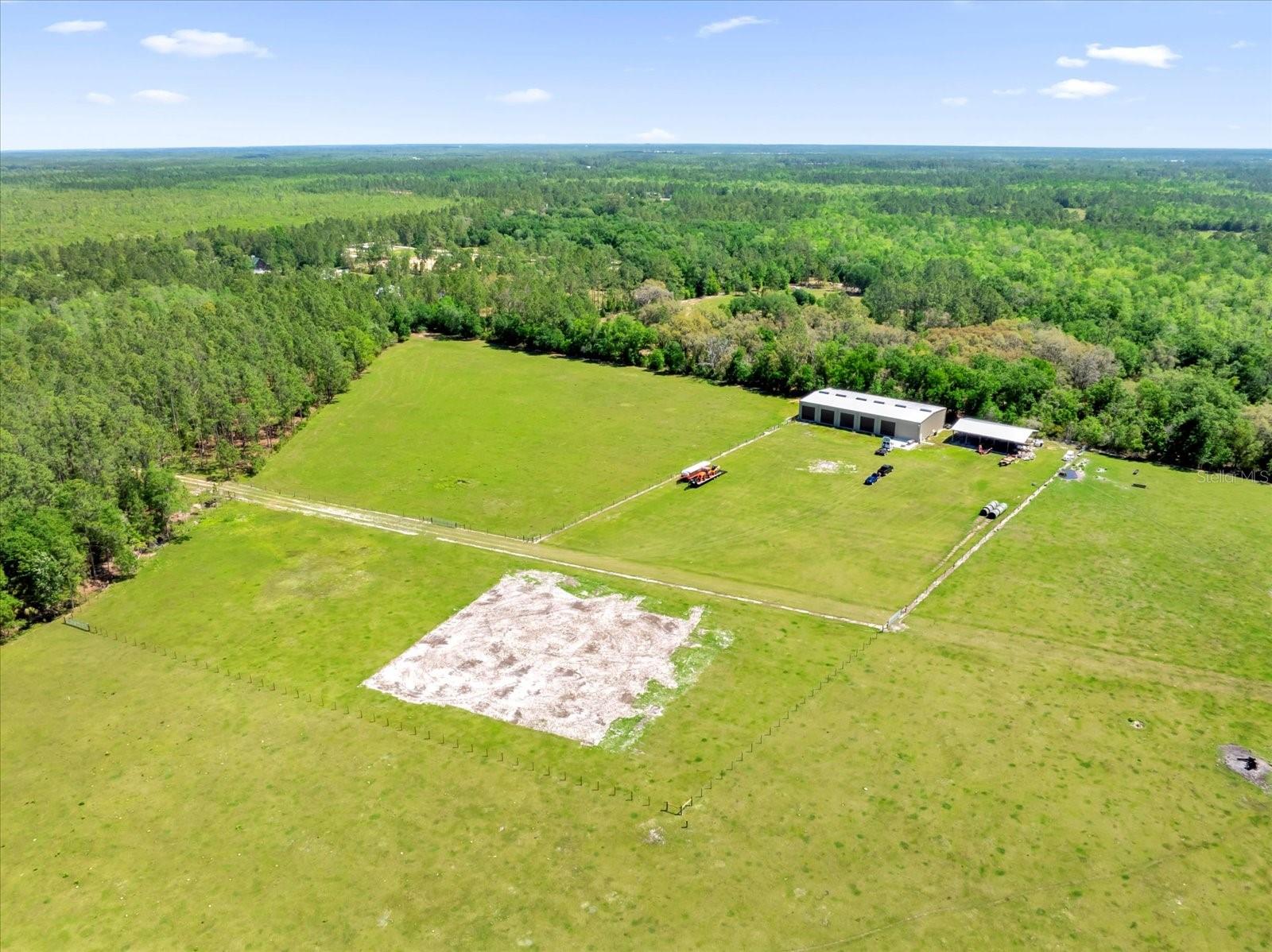 ACREAGE - Land