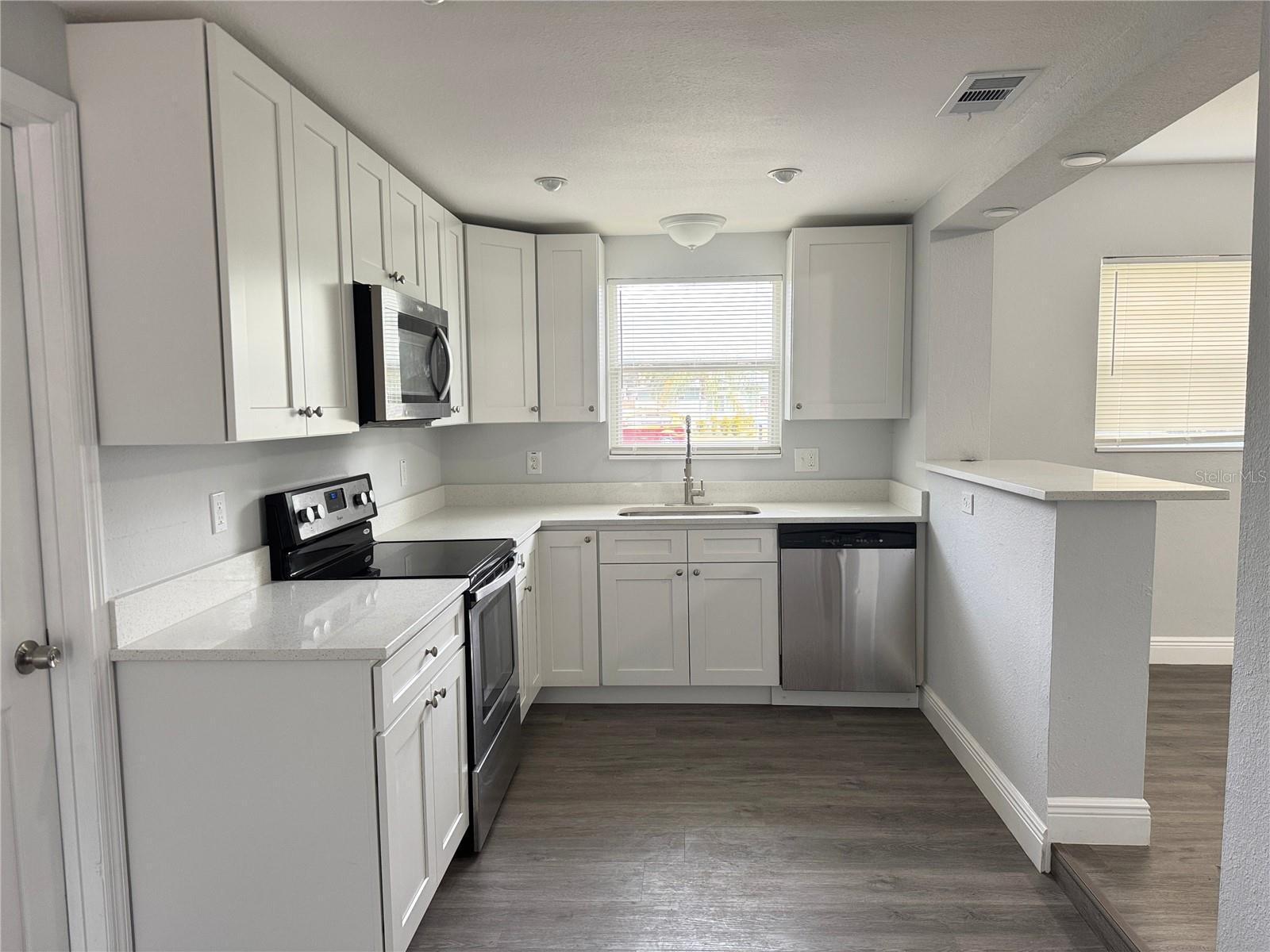 AZALEA PARK REP - Residential