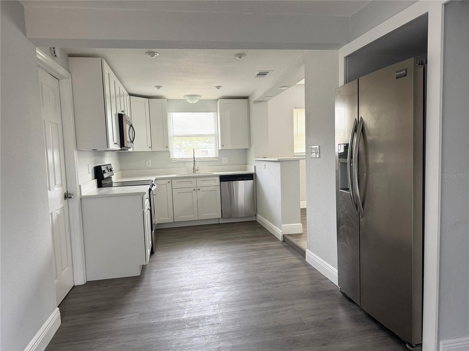 AZALEA PARK REP - Residential