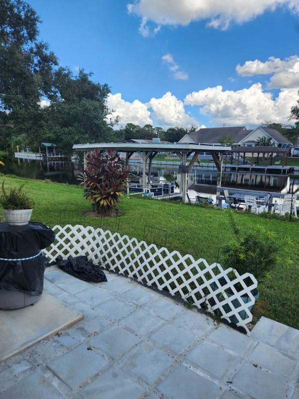 LAKE HARRIS SHORES UNIT 01 - Residential
