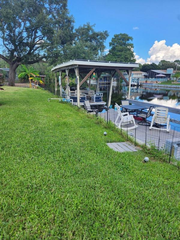 LAKE HARRIS SHORES UNIT 01 - Residential