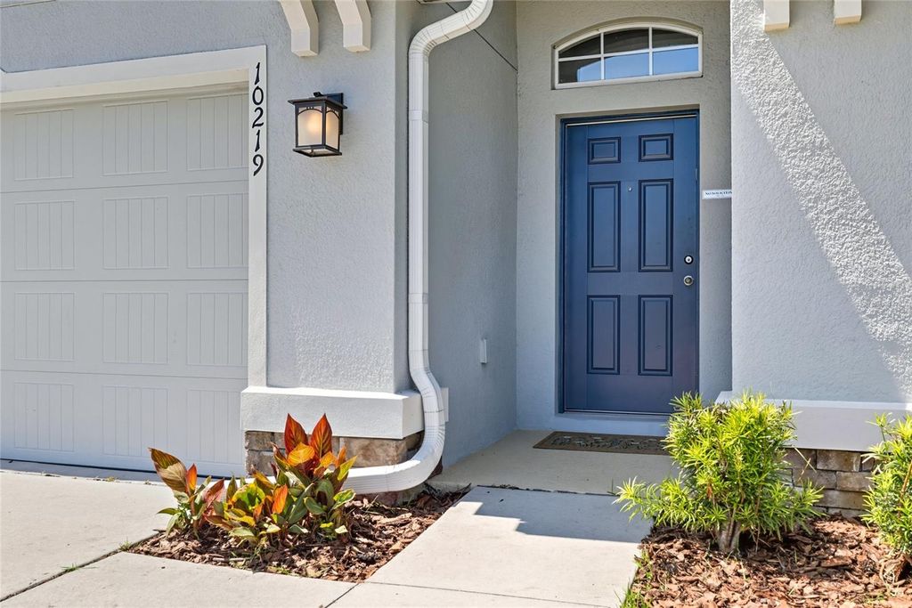 Photo of 10219 Cross Timber Terrace, Land O Lakes, FL 34638 (MLS # TB8427612)