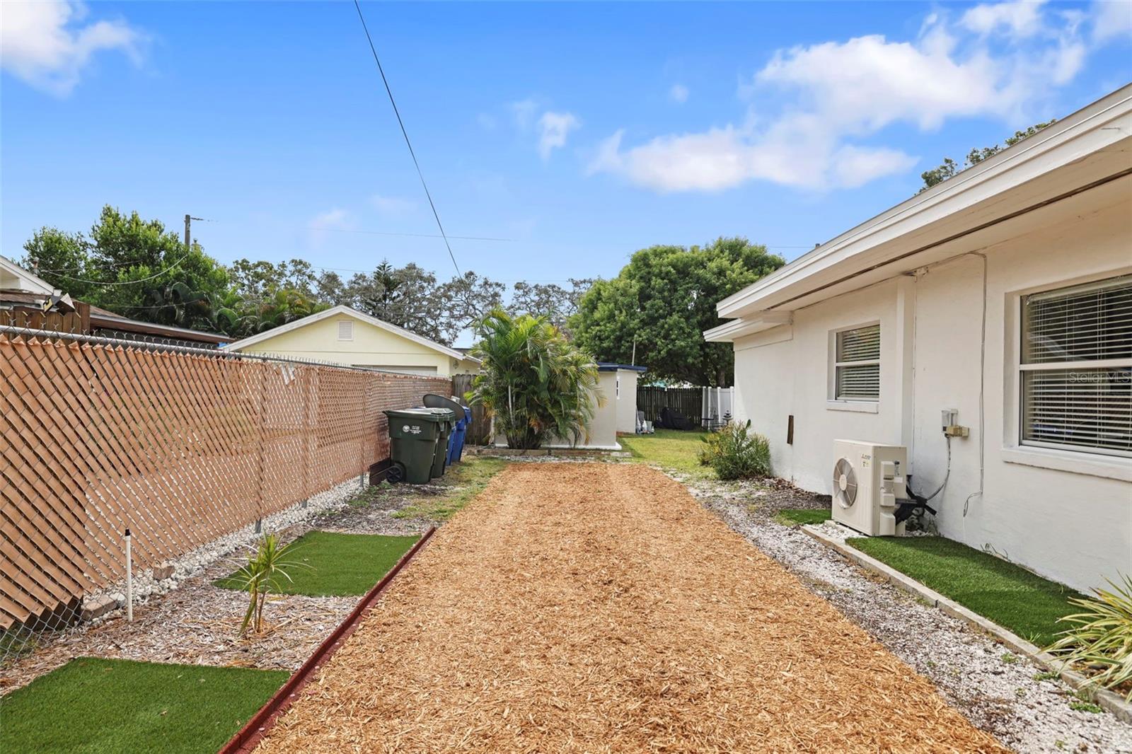 HIGHLAND PARK - Residential