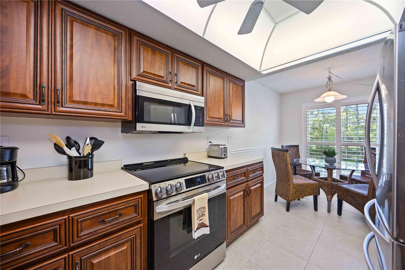 WOODLAND GROVE - Residential Lease