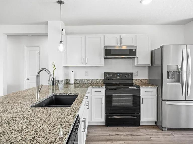 PRESERVATION POINTE PH 1 - Residential