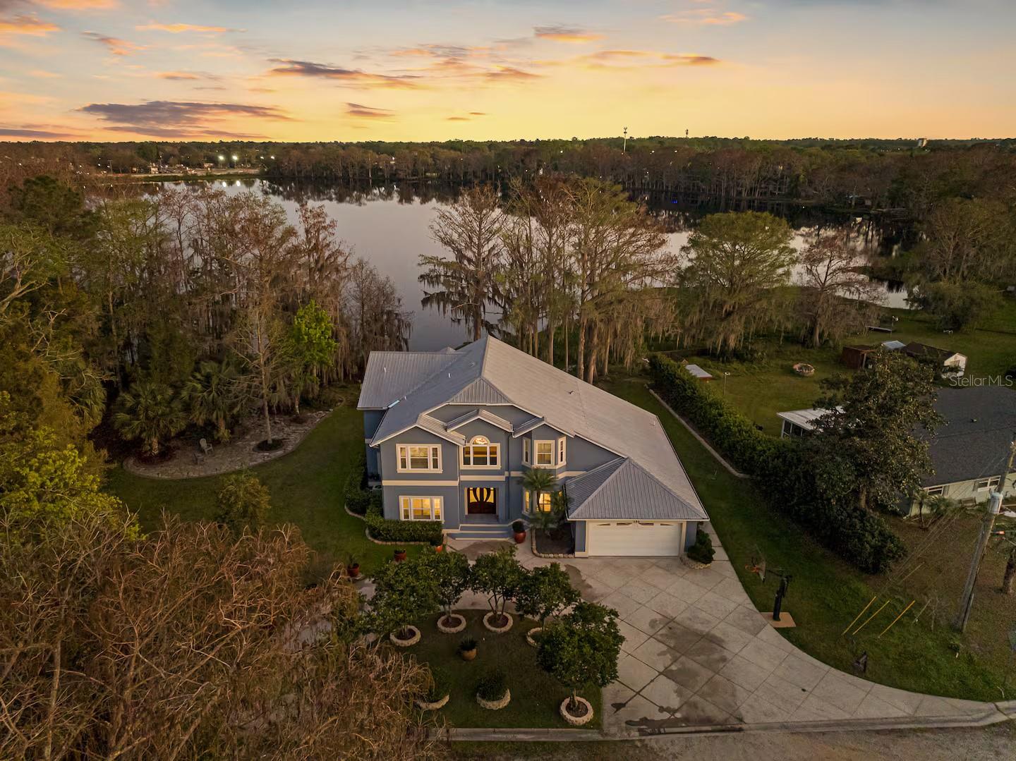 FAIRLANE ESTATES SEC 1 REP - Residential