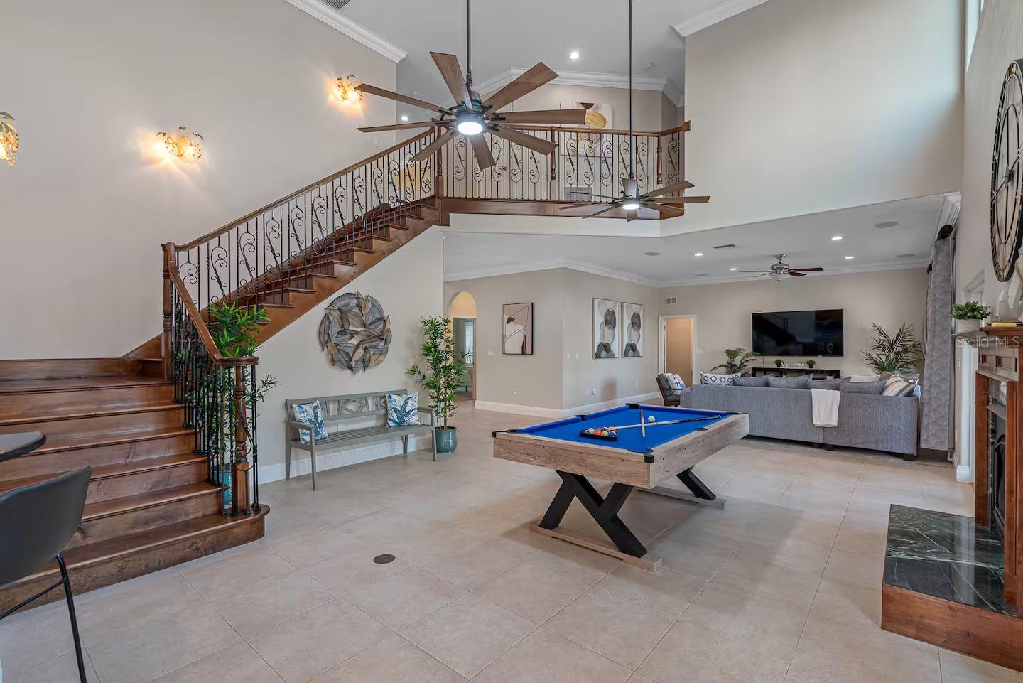 FAIRLANE ESTATES SEC 1 REP - Residential