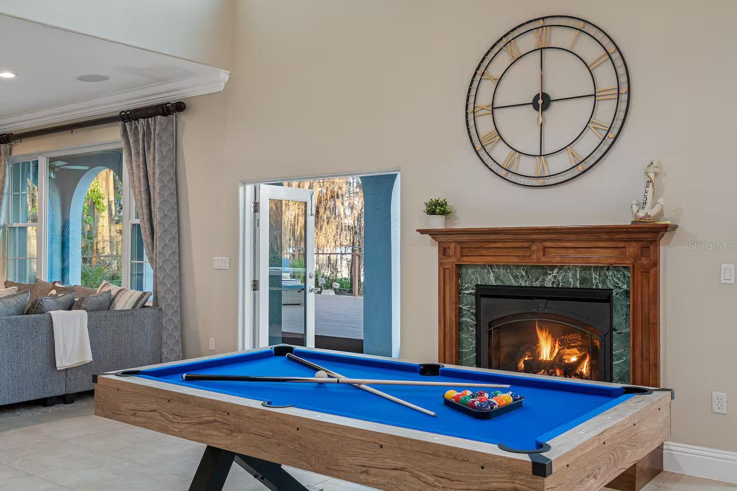 FAIRLANE ESTATES SEC 1 REP - Residential