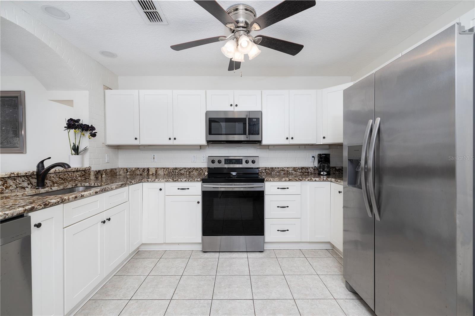 AVALON BY SEA - Residential