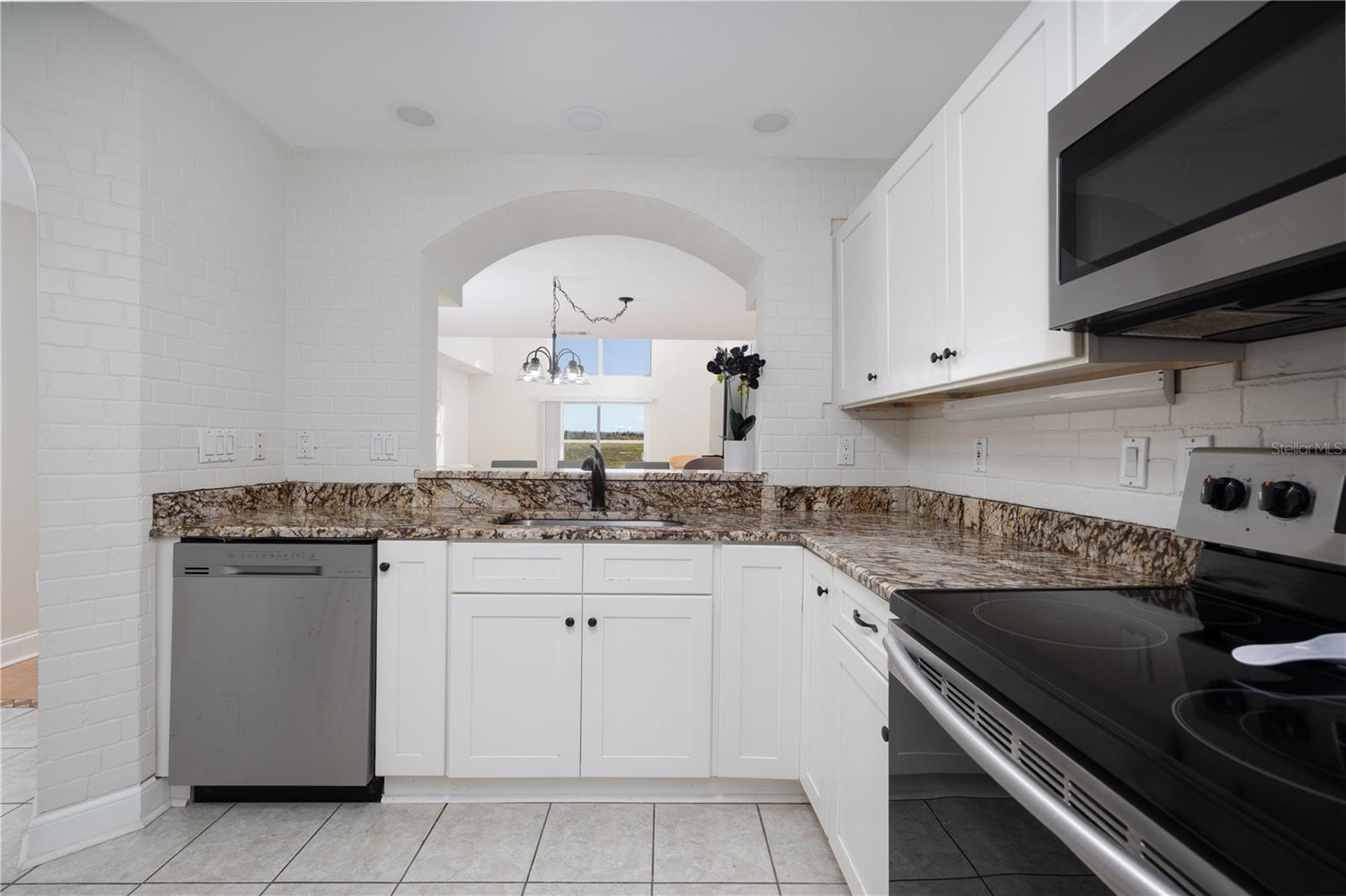 AVALON BY SEA - Residential