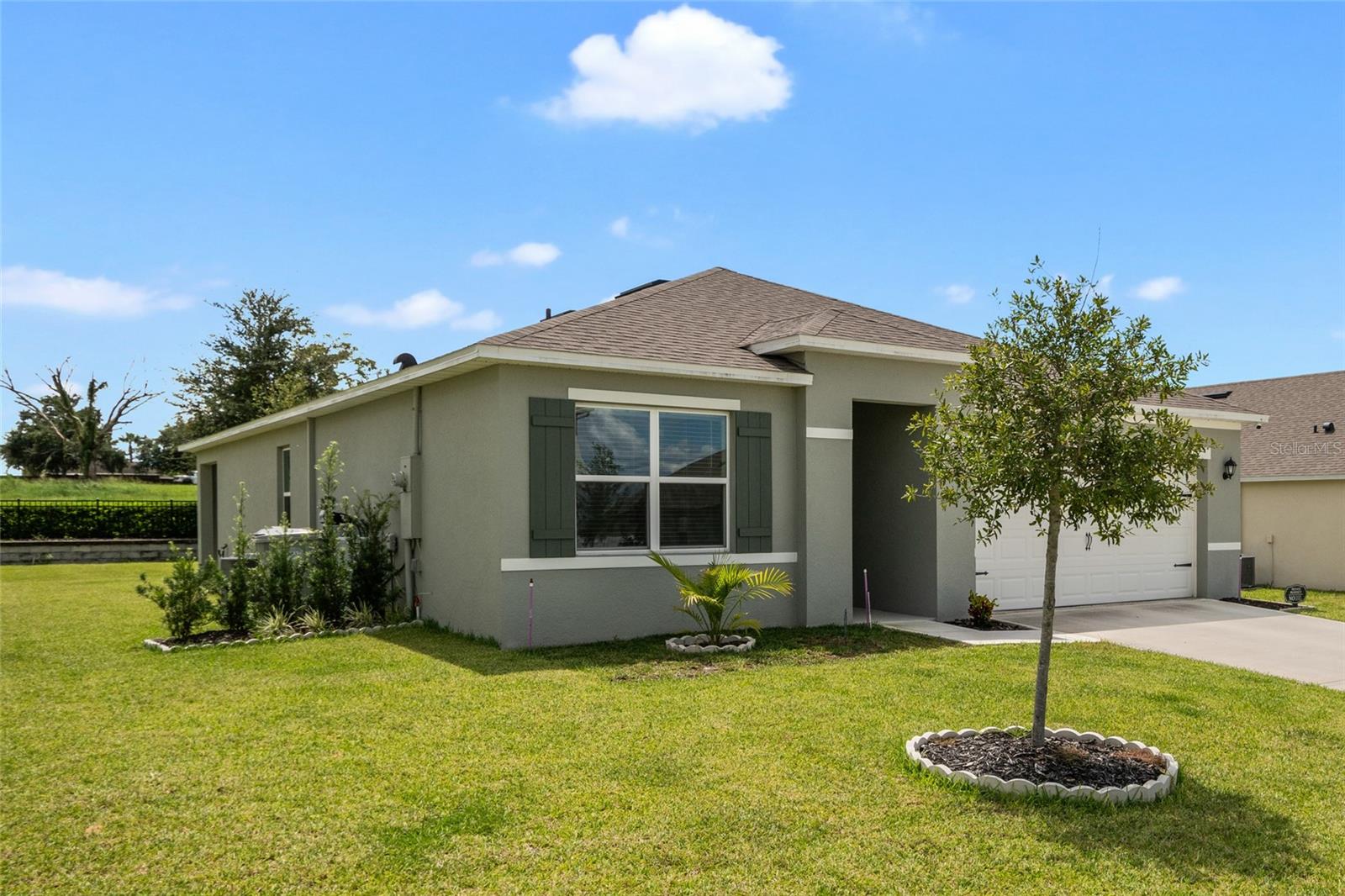 3669 RORY OAK CIRCLE